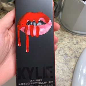 Kylie cosmetics lip kit in “Boss”. BRAND NEW